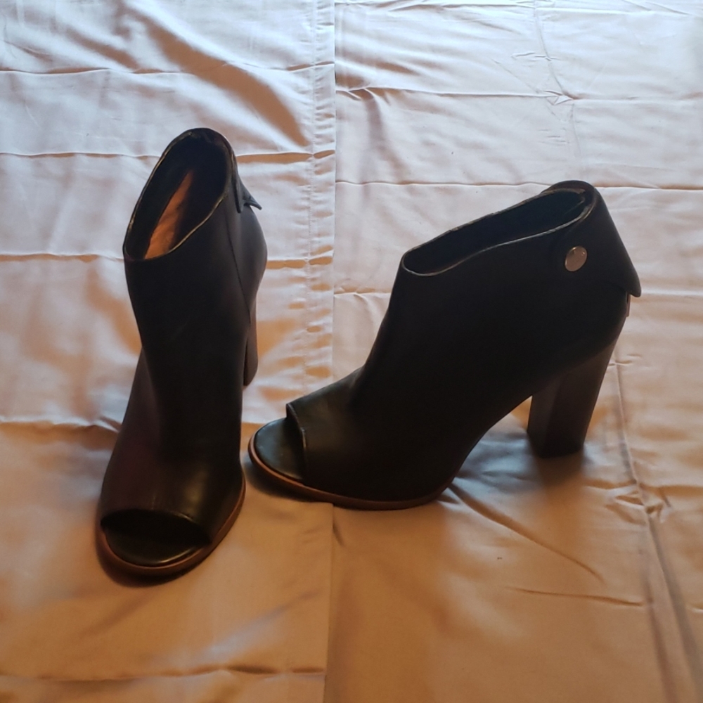 Black coach shoe boots size 9
